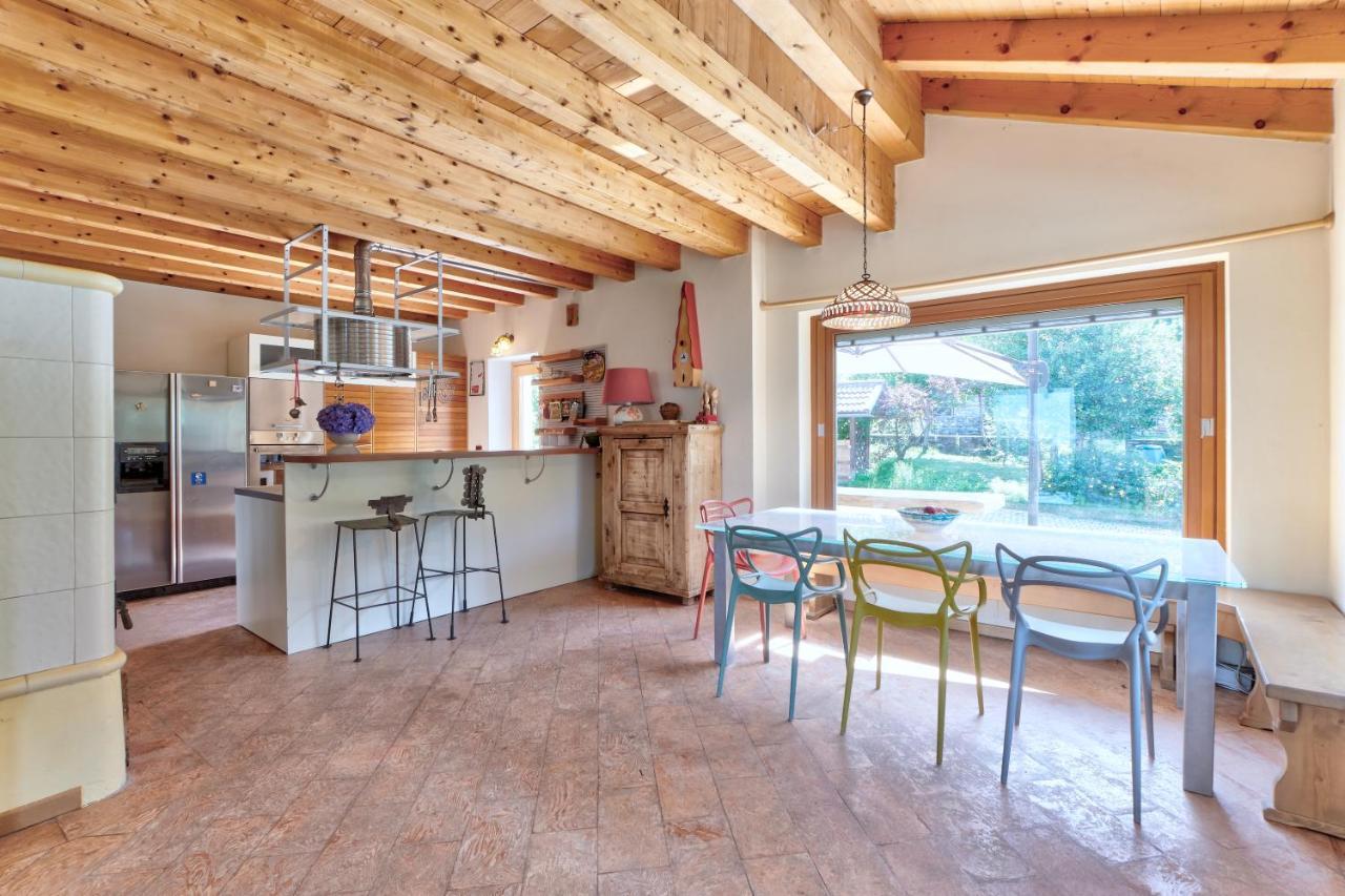 קוליקו Chalet Con Piscina E Vista Panoramica מראה חיצוני תמונה