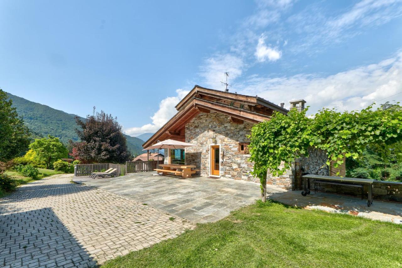 קוליקו Chalet Con Piscina E Vista Panoramica מראה חיצוני תמונה