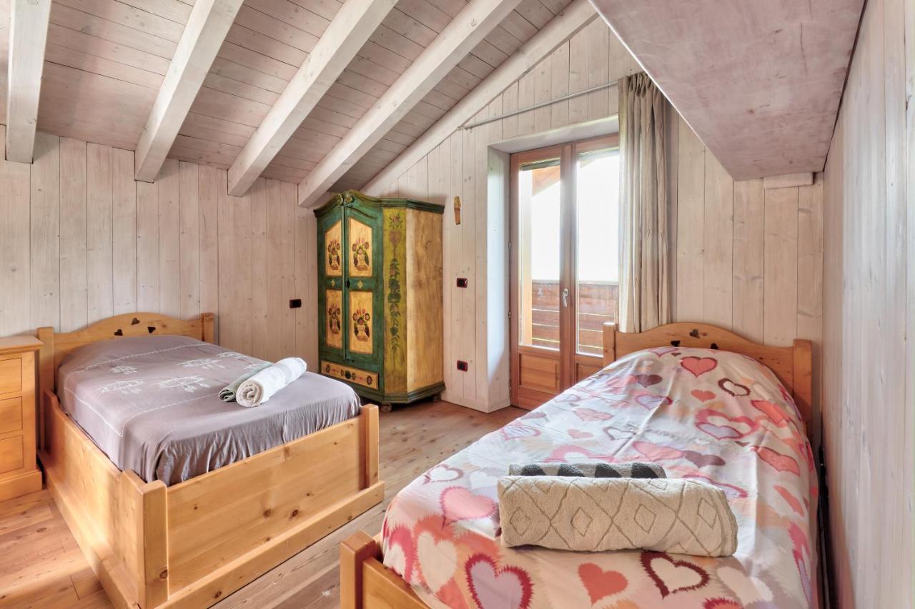 קוליקו Chalet Con Piscina E Vista Panoramica מראה חיצוני תמונה